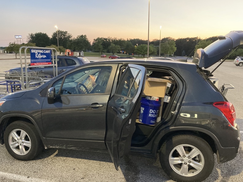 Clown Car Load from Lowes3.JPG